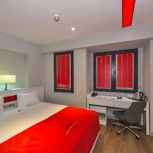 4* Ξενοδοχείο Plat Taksim