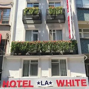 Отель La White